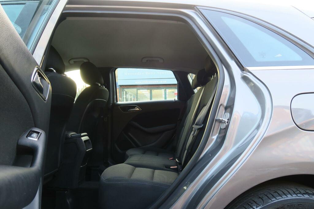 Mercedes-Benz B Class Sport Black #11