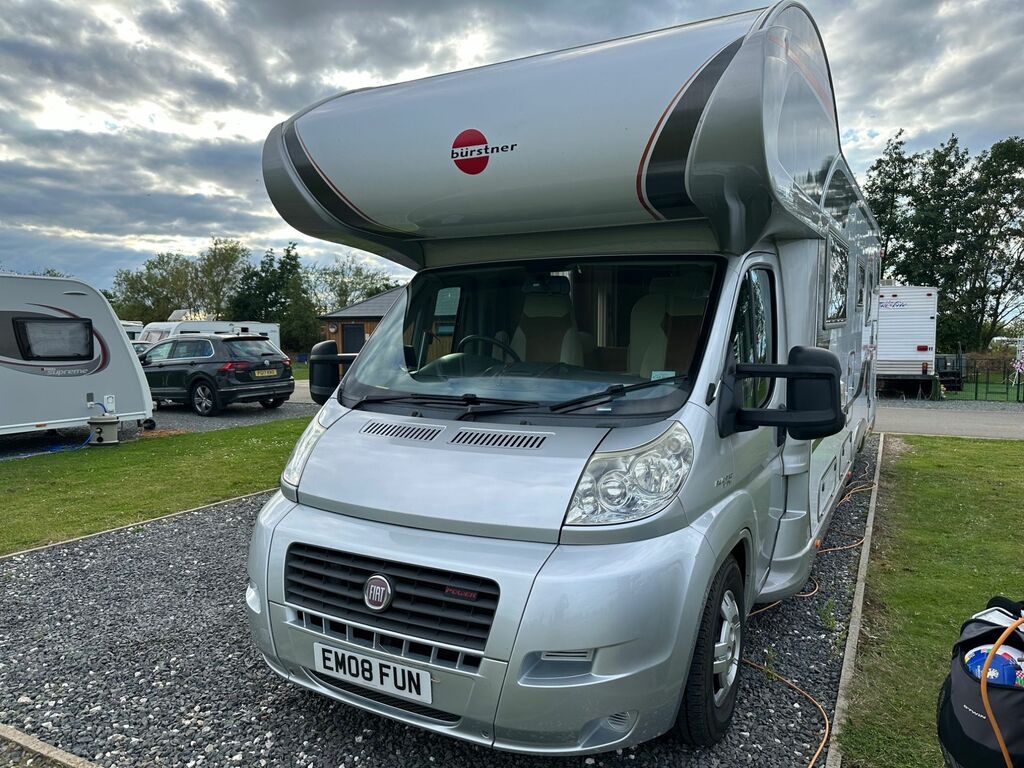 Fiat Apache 700 Se 2.3 40 Multijet White #9