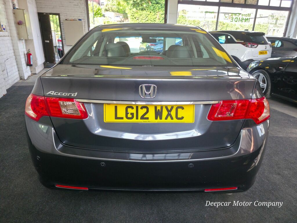 Honda Accord 2.2 I-dtec Es Gt 2012 Silver #11