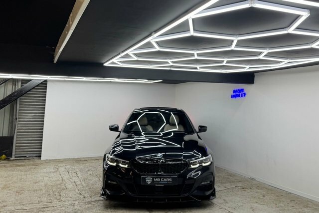 BMW 3 Series 2019 2.0 320D M Sport Saloon Xdriv Black #3