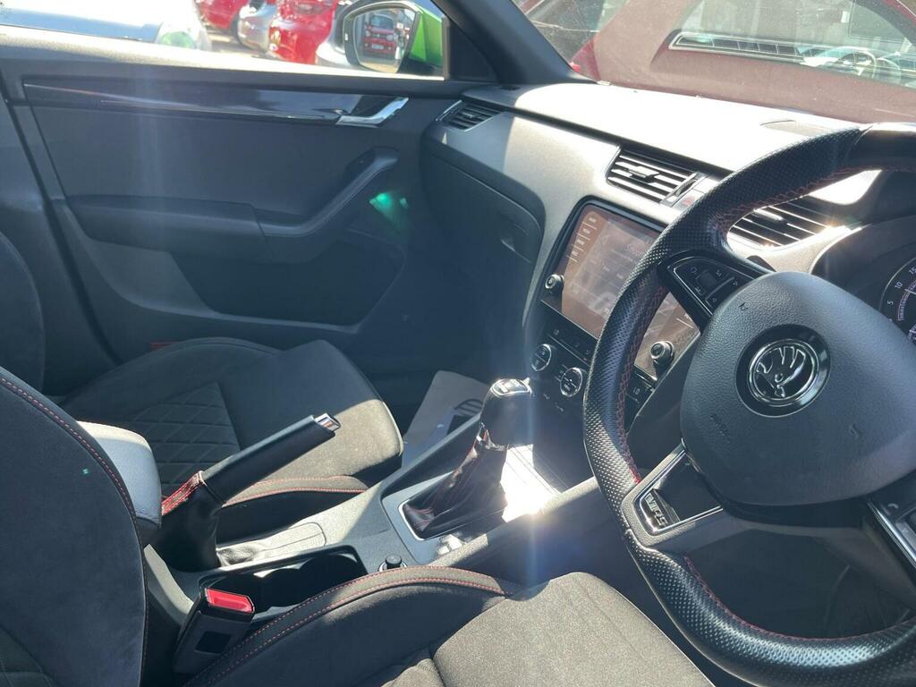 Skoda Octavia 2.0 Tdi Vrs Estate Dsg Euro 6 Ss 18 White #10
