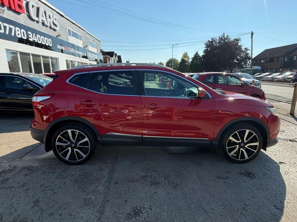 Nissan Qashqai 1.2 Dig-t Tekna Xtron 2Wd Euro 5 Ss Red #5