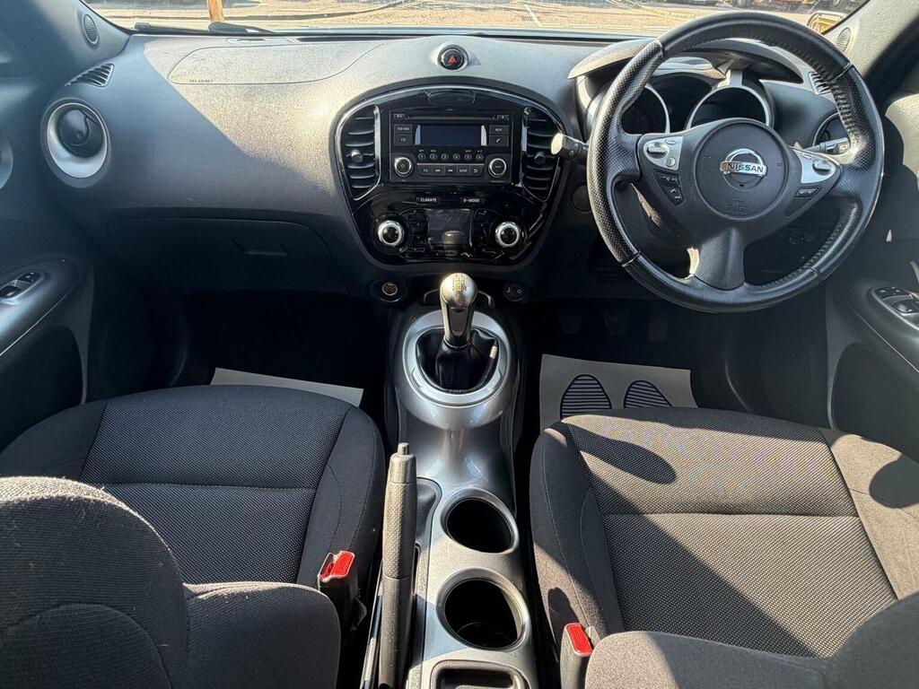 Nissan Juke Acenta Premium Red #7