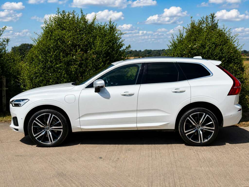 Volvo XC60 2.0 Xc60 R-design Pro T8 Phev Awd 4Wd White