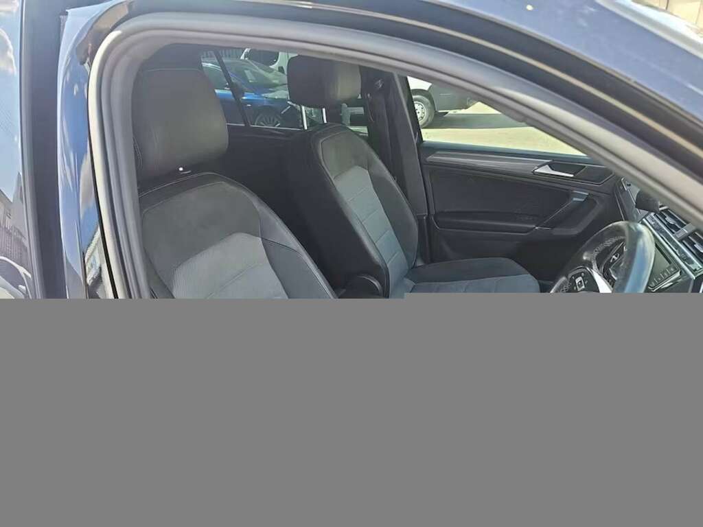 Volkswagen Tiguan Tdi Bluemotion Tech Se Navigation Grey #1