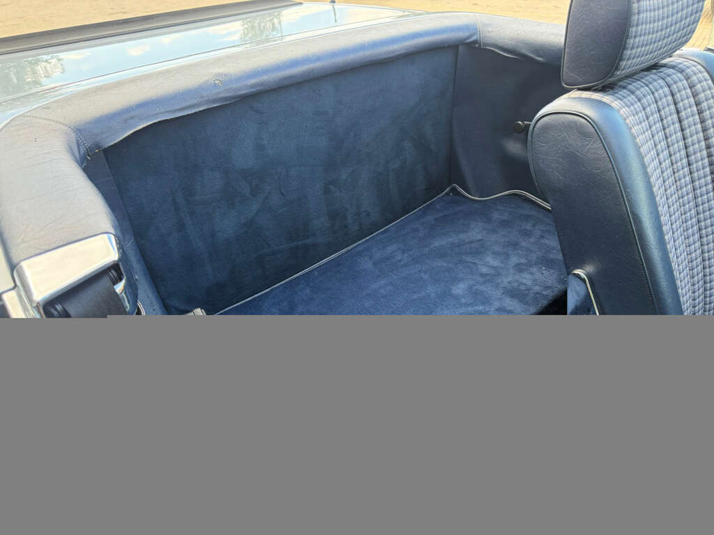 Mercedes-Benz 500 V8 Blue #3