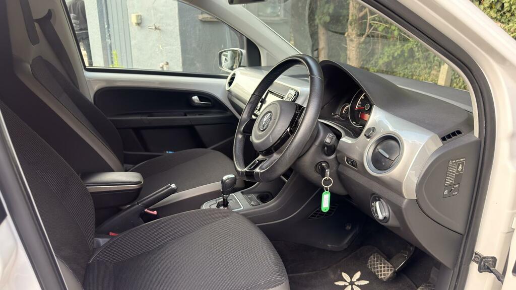 Volkswagen Up 1.0 High Up Hatchback Asg Euro 6 75 P  White #4
