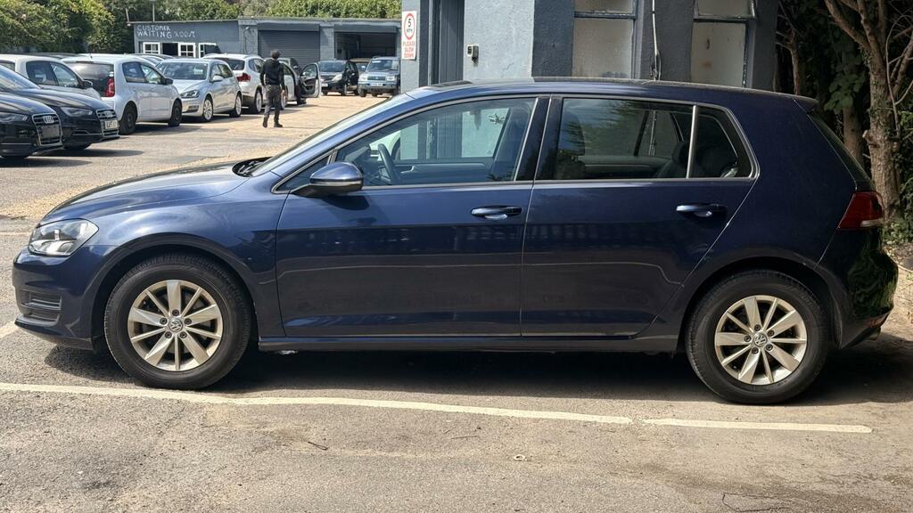 Volkswagen Golf 1.2 Tsi Bluemotion Tech S Hatchback Dsg Blue #4