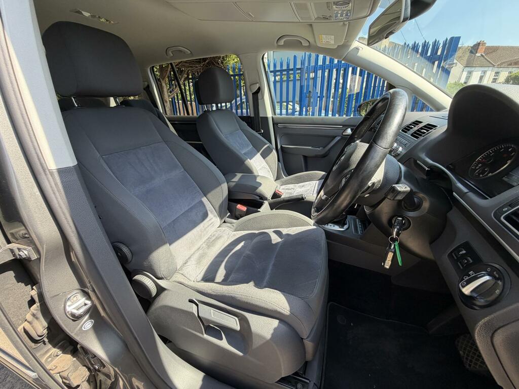 Volkswagen Touran 2015 15 Se Silver #27