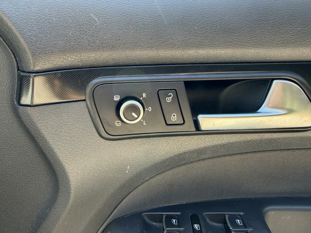 Volkswagen Touran 2015 15 Se Silver #26
