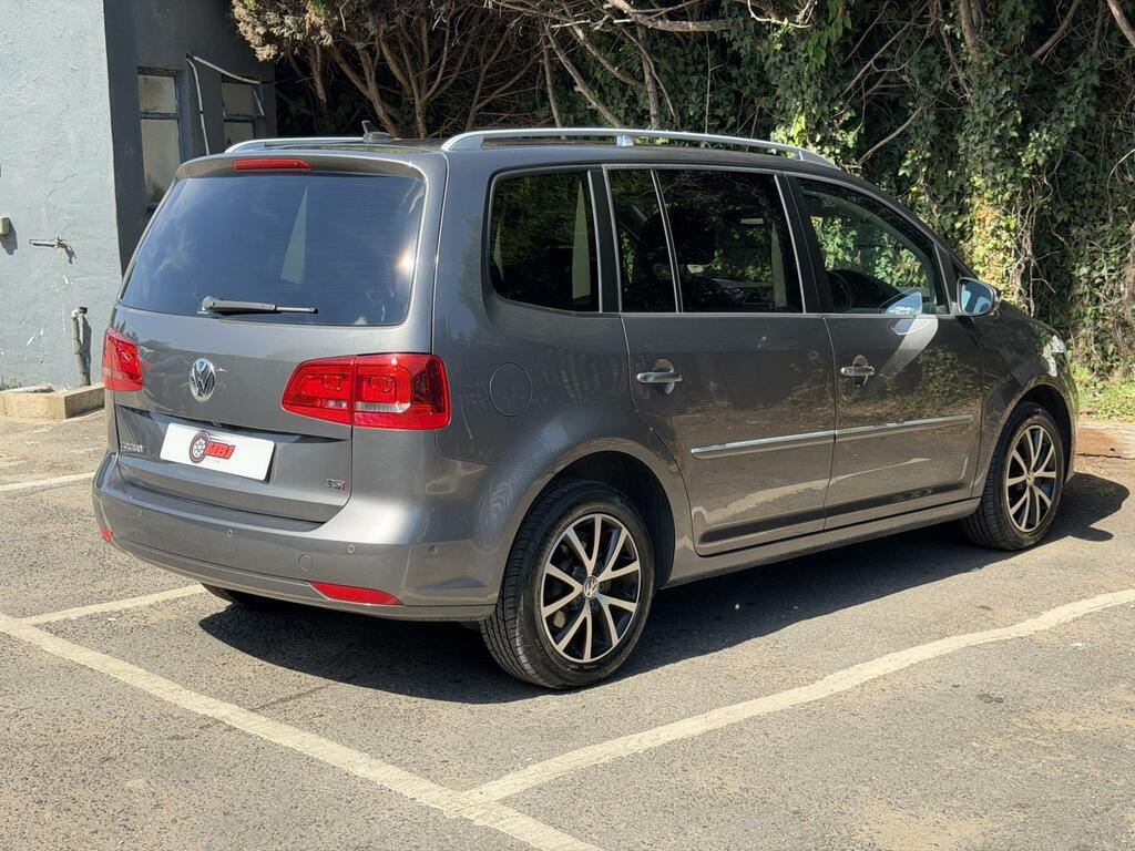 Volkswagen Touran 2015 15 Se Silver #37