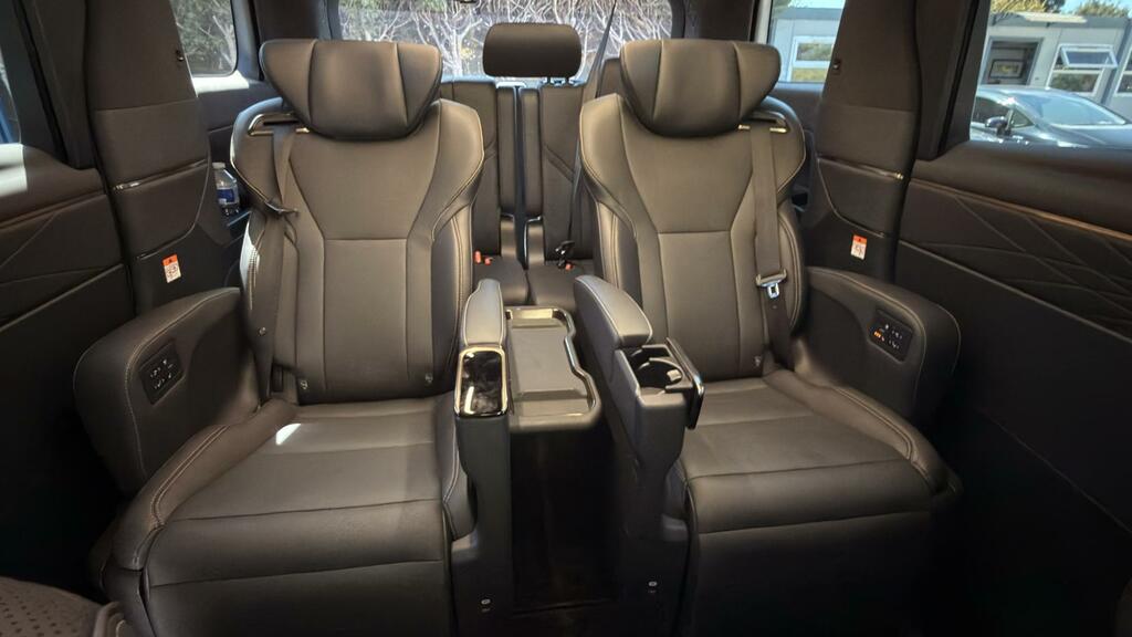 Toyota Alphard Mpv Black #50