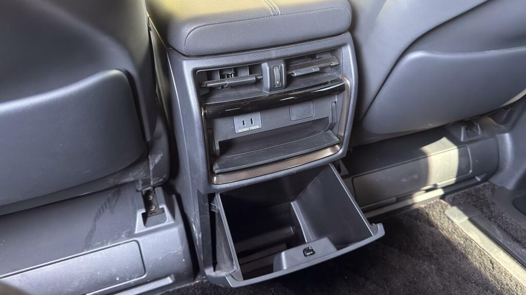 Toyota Alphard Mpv Black #48