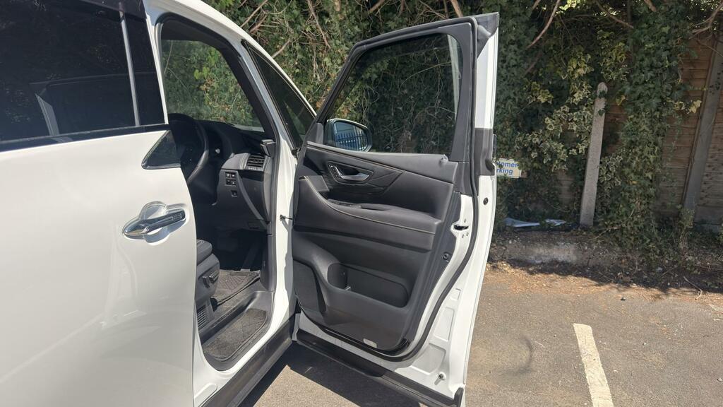 Toyota Alphard Mpv Black #82
