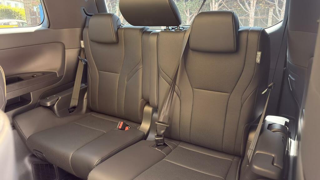 Toyota Alphard Mpv Black #53
