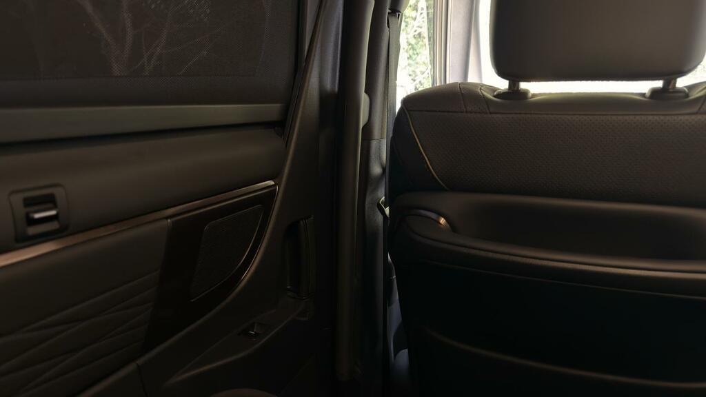 Toyota Alphard Mpv Black #59