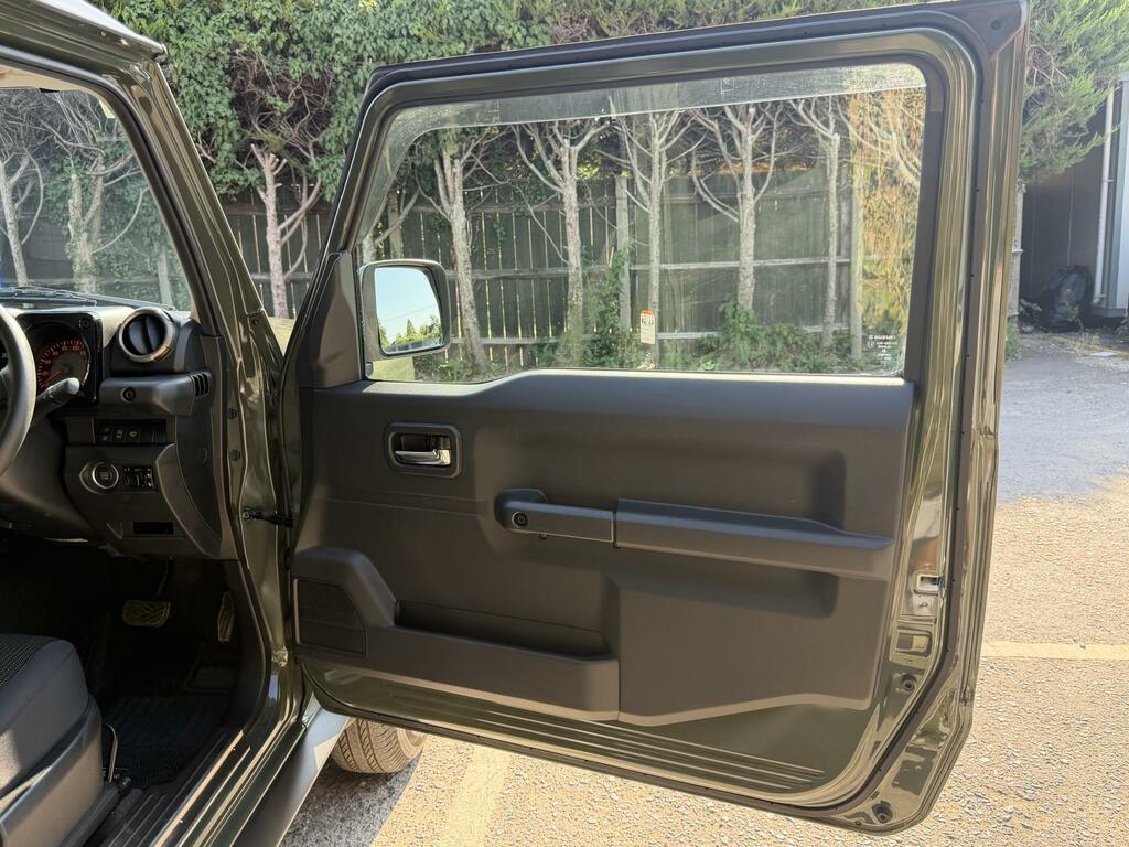 Suzuki Jimny 1.5L Null Black #22
