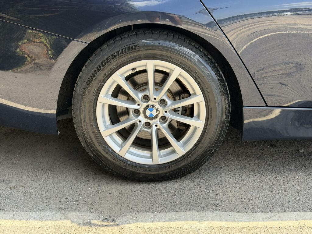 BMW 3 Series Sport  #6
