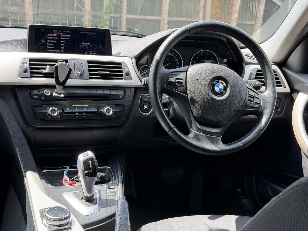 BMW 3 Series 320D Efficientdynamics White #24