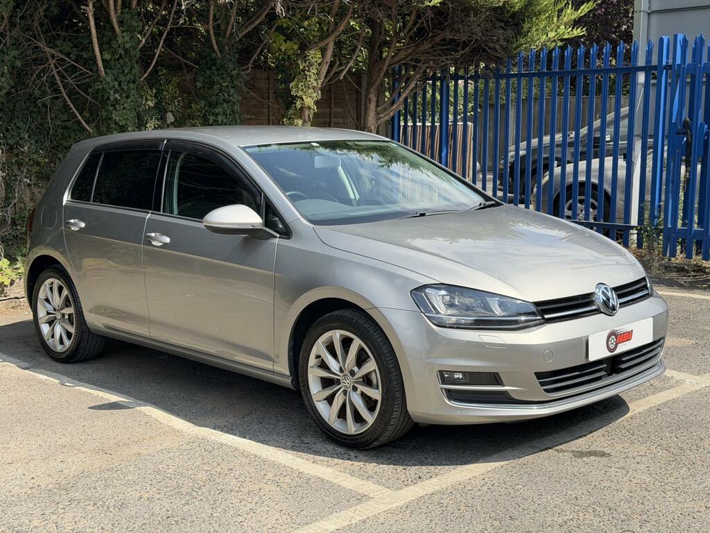 Volkswagen Golf Hatchback Silver #3