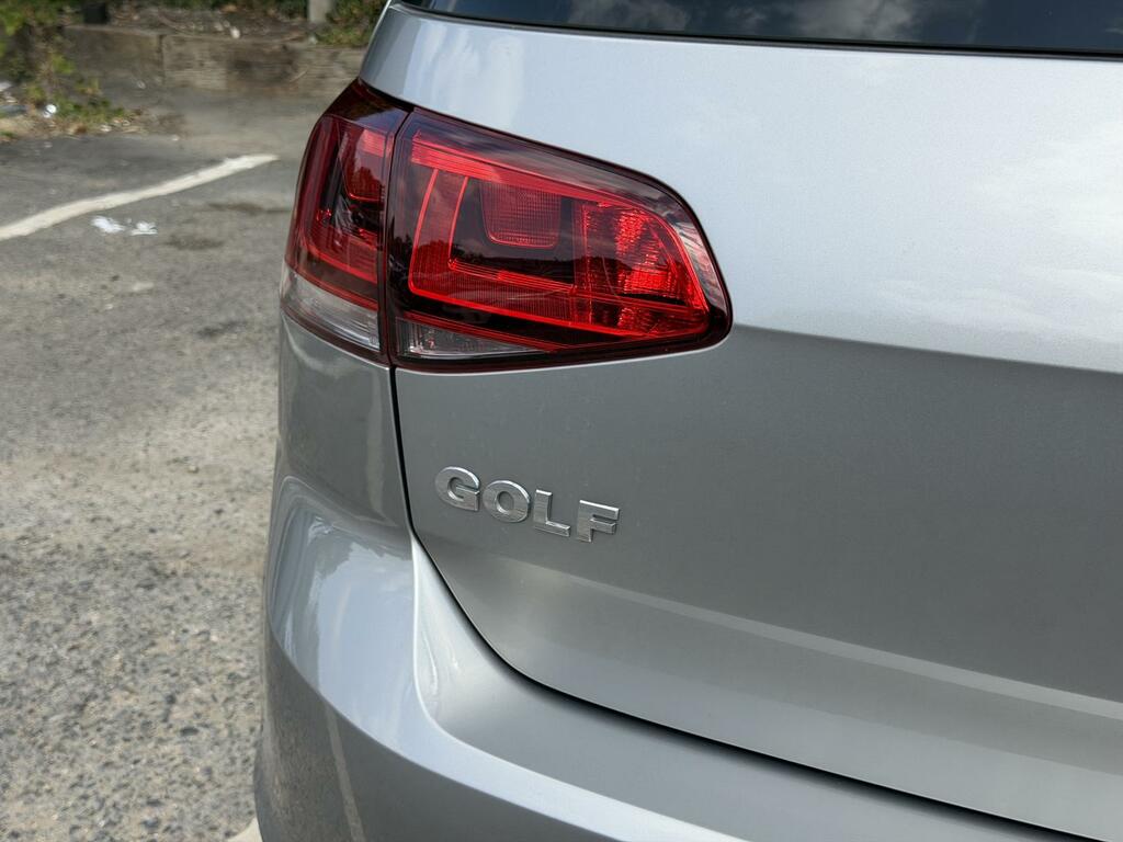 Volkswagen Golf Hatchback Silver #33