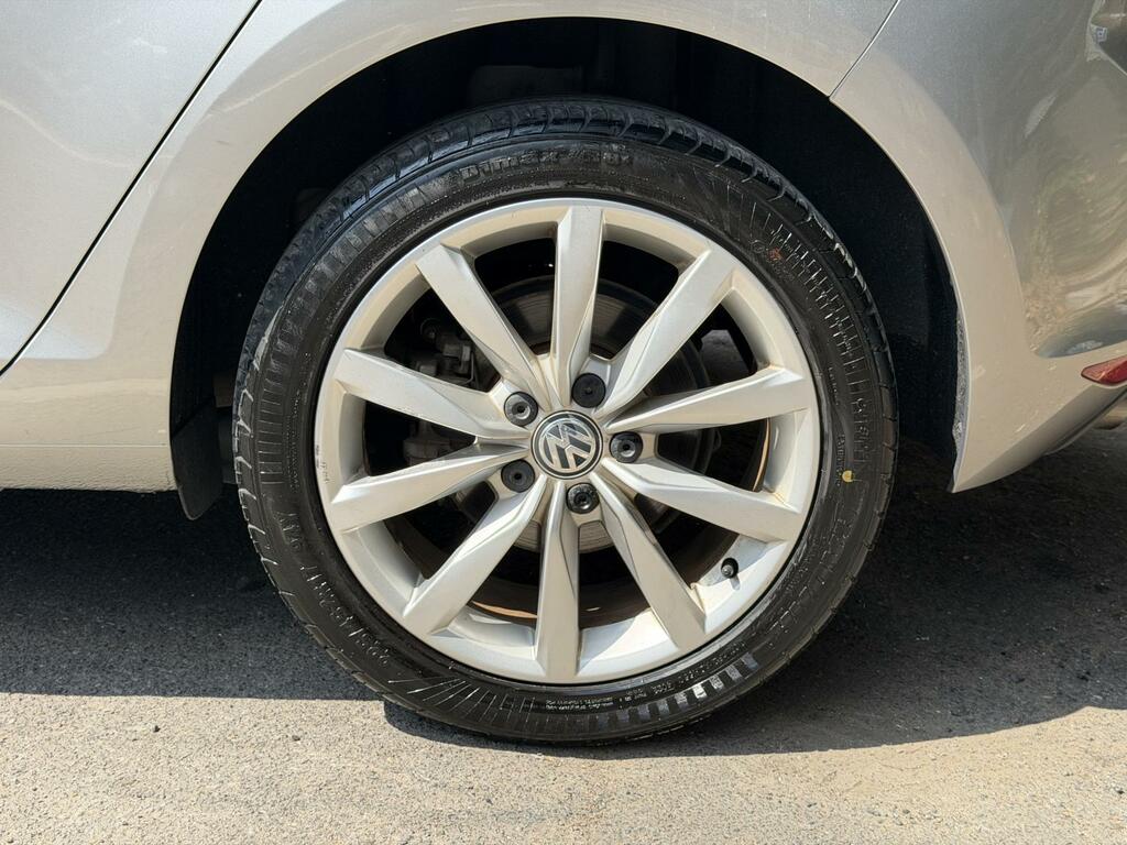 Volkswagen Golf Hatchback Silver #11