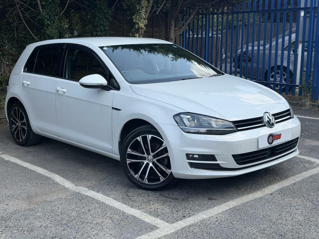Volkswagen Golf 1.4 Tsi Bluemotion Tech Match Hatchback White