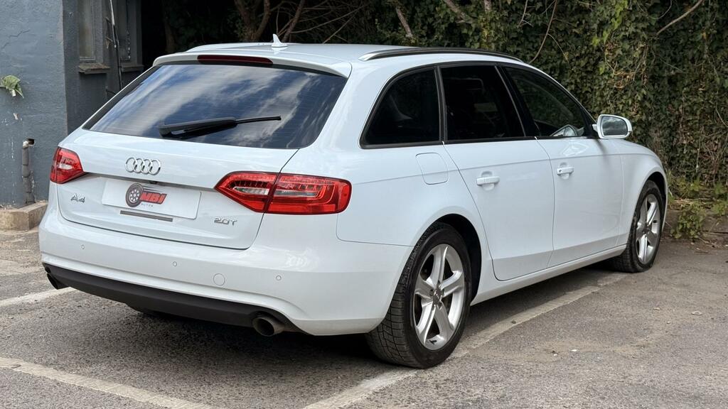 Audi A4 Avant Se White #5