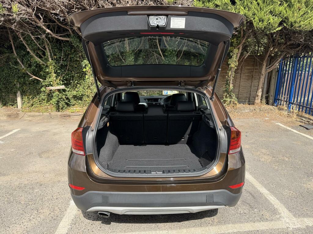 BMW X1 Estate Grey #38