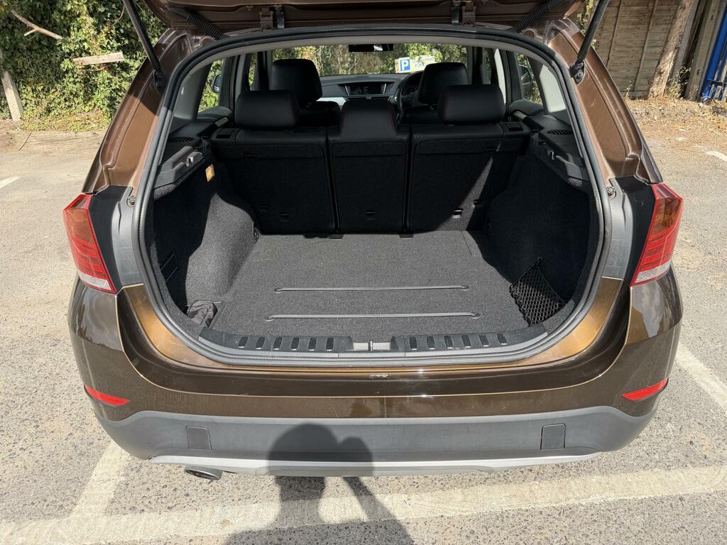 BMW X1 Estate Grey #37