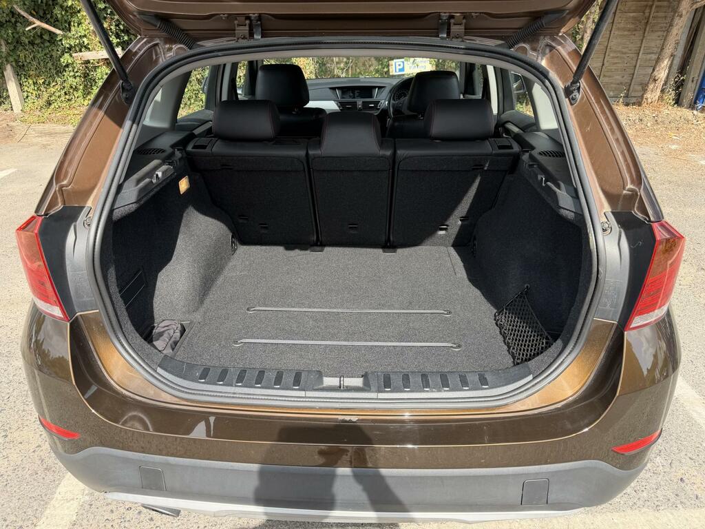 BMW X1 Estate Grey #36