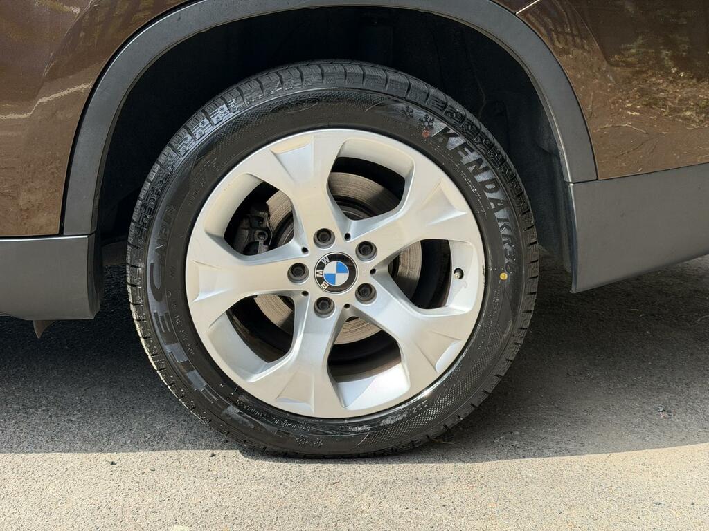 BMW X1 Estate Grey #15
