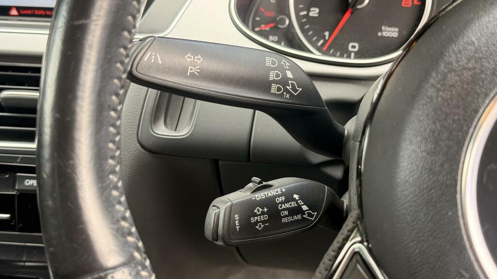 Audi A4 Avant 2.0 Tdi Ultra S Black #15