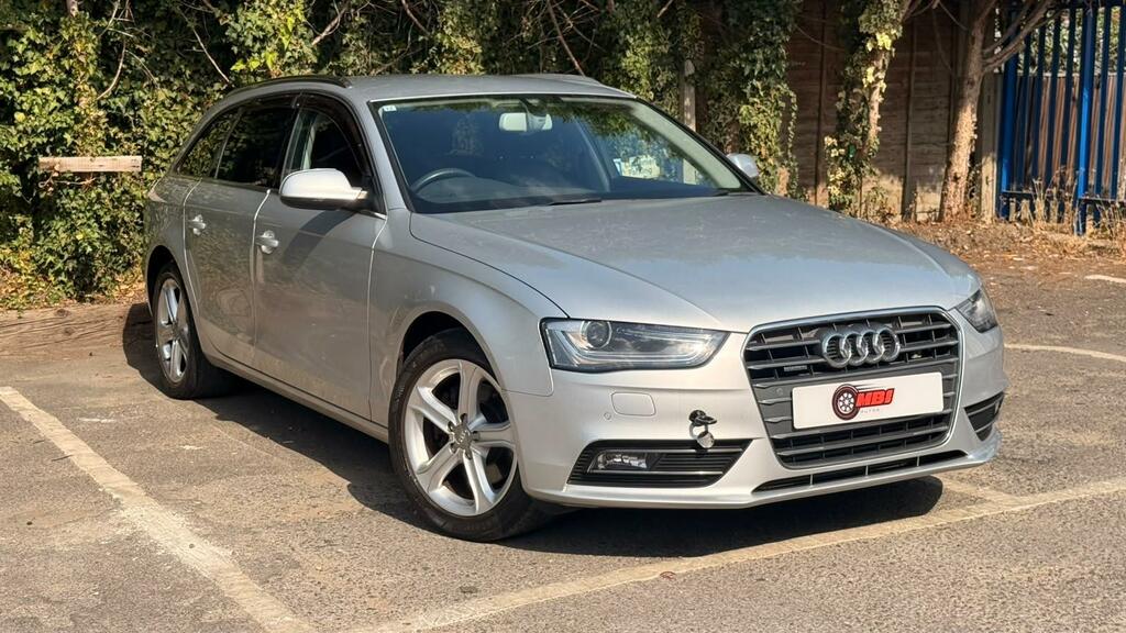 Audi A4 Avant Black Edition Silver