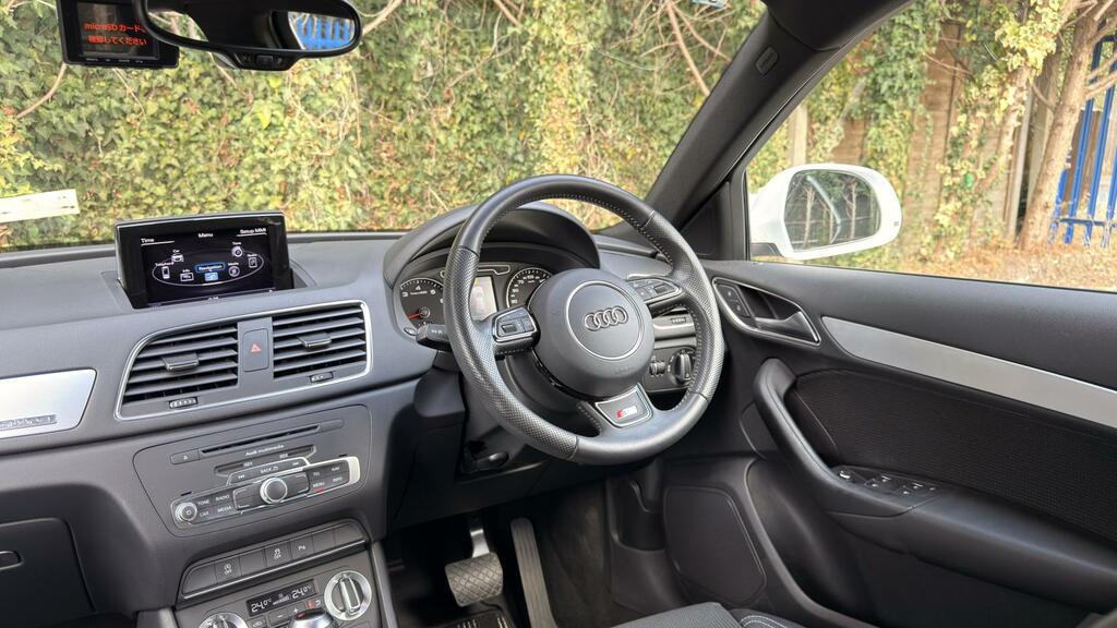 Audi Q3 2.0 Tdi Quattro S Line Black #8