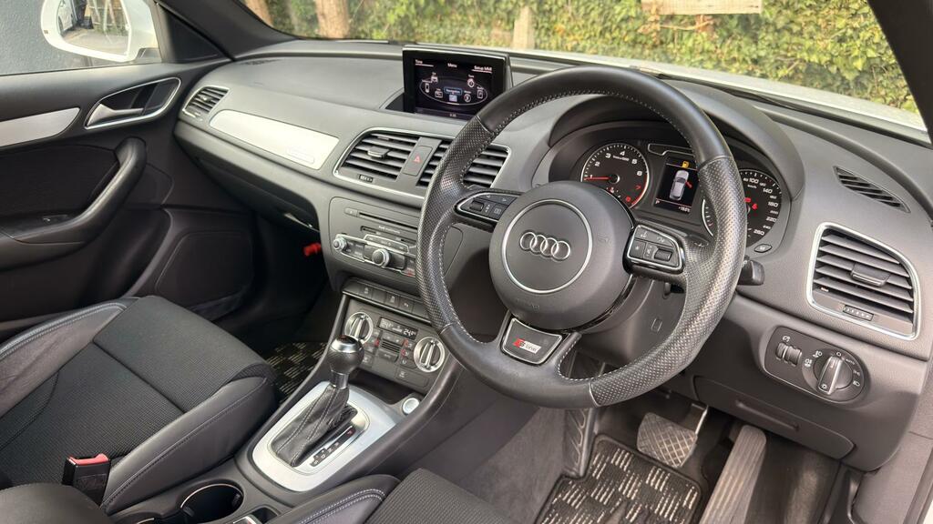 Audi Q3 2.0 Tdi Quattro S Line Black #13