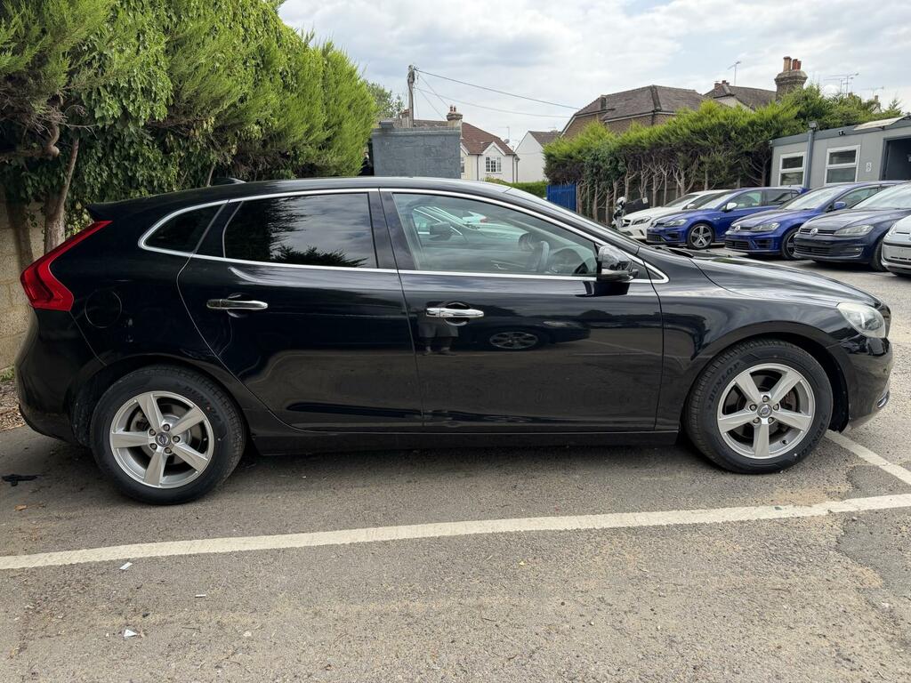 Volvo V40 Se Black #6