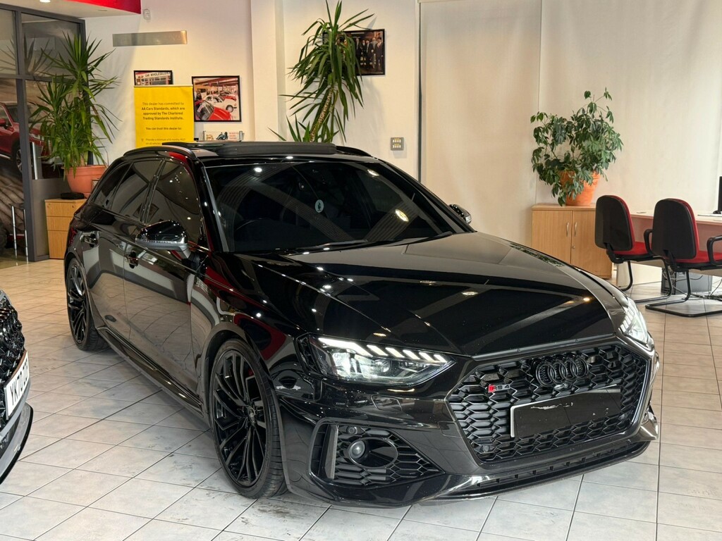 Audi RS4 Avant 2.9 Tfsi V6 Carbon Black Black #2