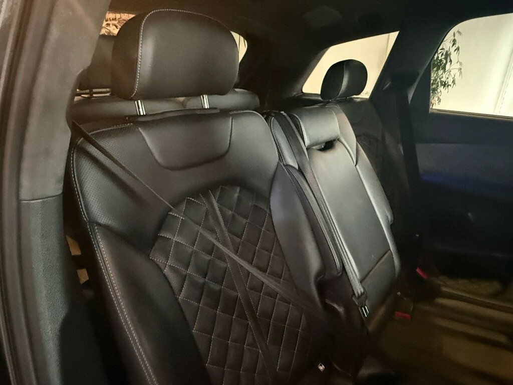 Audi Q7 4.0 Tfsi V8 Suv Tiptronic Quattro Euro Black #18