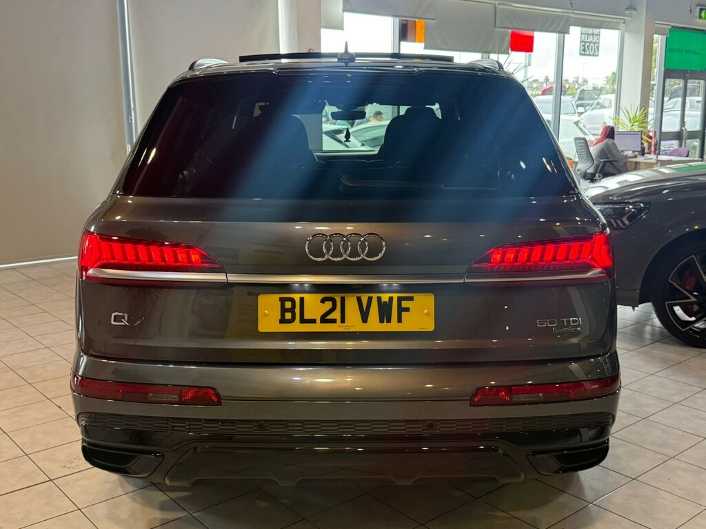 Audi Q7 4.0 Tfsi V8 Suv Tiptronic Quattro Euro Black #12