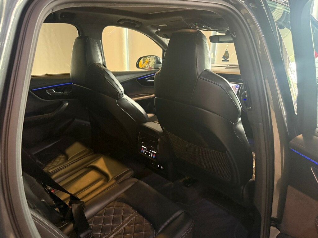 Audi Q7 4.0 Tfsi V8 Suv Tiptronic Quattro Euro Black #17
