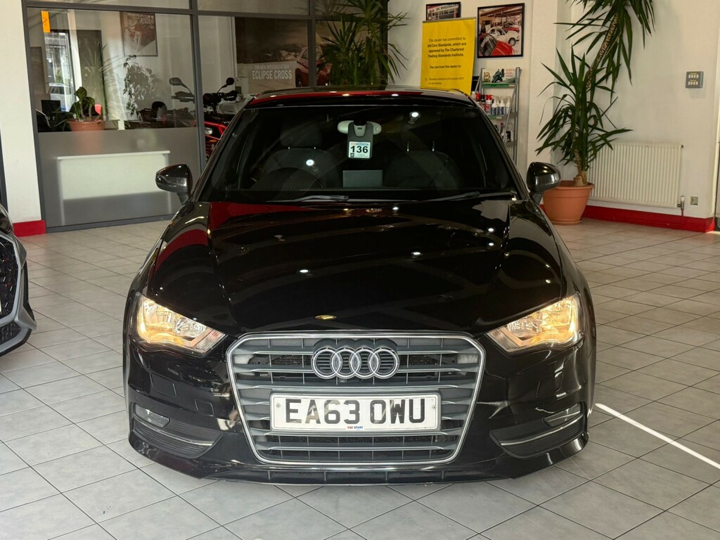 Audi A3 1.6 Tdi Se Black #4