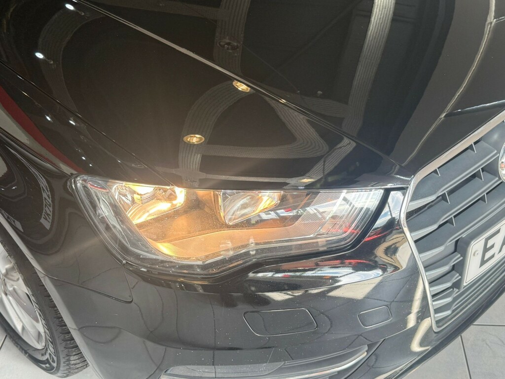 Audi A3 1.6 Tdi Se Black #3