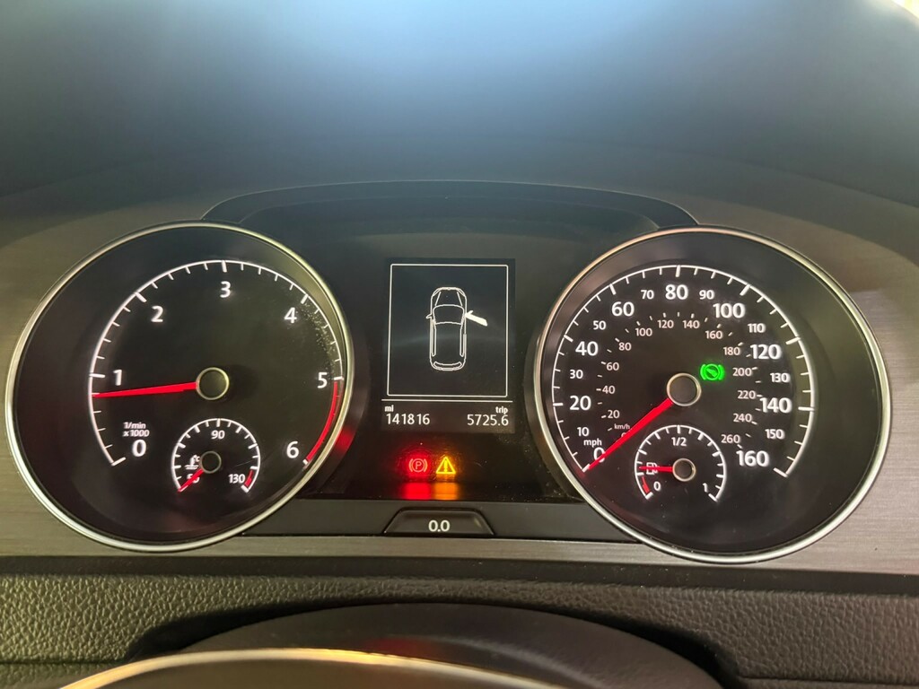 Volkswagen Golf Hatchback Silver #19