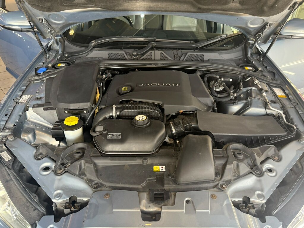 Jaguar XF D Luxury Grey #21