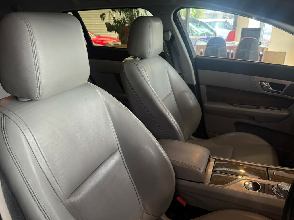 Jaguar XF D Luxury Grey #12