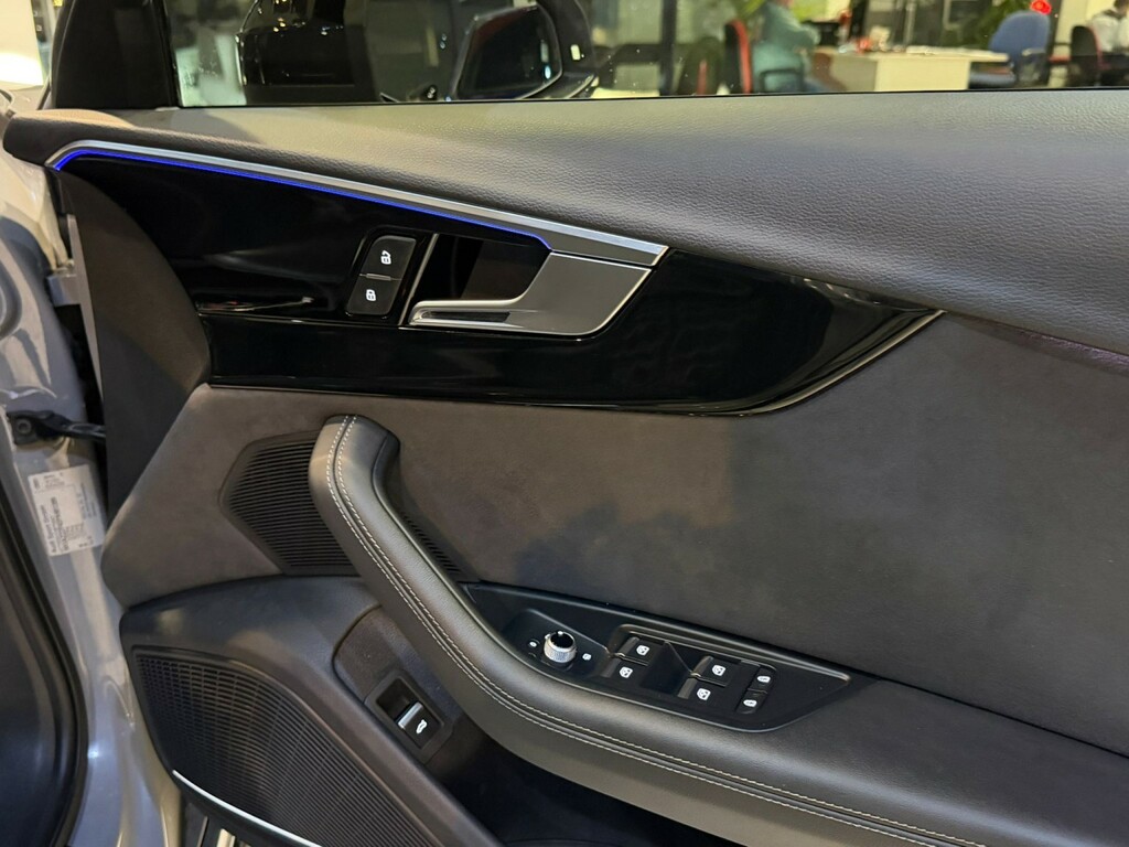 Audi RS4 Avant Rs 4 Avant Carbon Black 450 Ps Tiptronic Blue #37