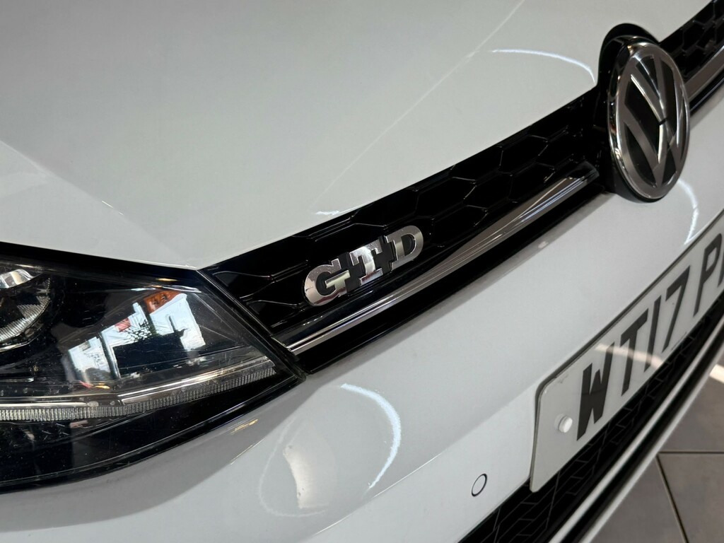 Volkswagen Golf 2.0 Tdi Bluemotion Tech Gtd White #4