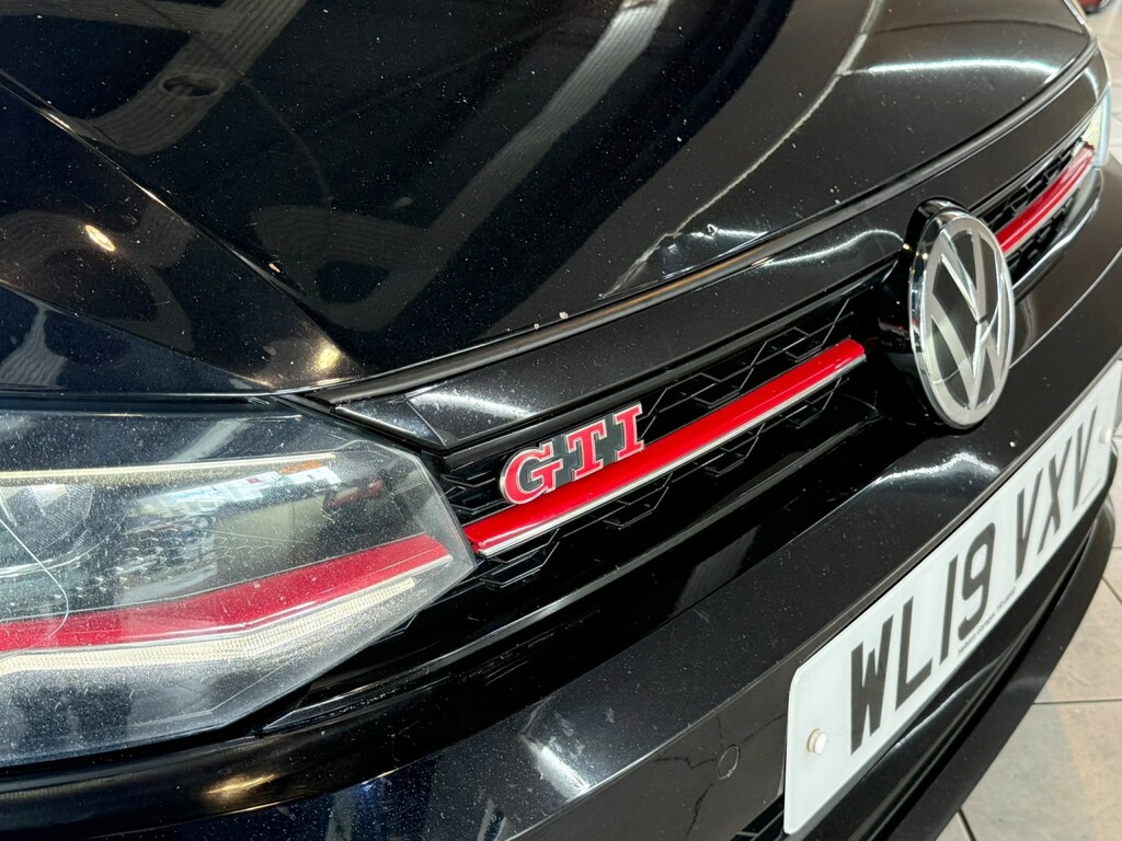 Volkswagen Polo 2.0 Tsi Gti Black #4