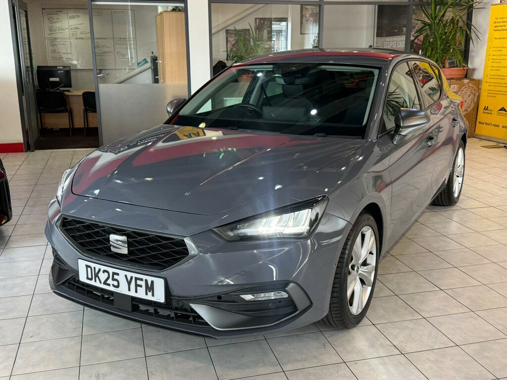 Seat Leon Hatchback 1.5 Etsi Mhev Fr 2025 Grey #5